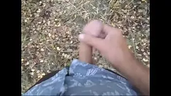 Reproducir Nuestro viaje, v khreschatoe. ¡Es el almuerzo en el jardín! 77