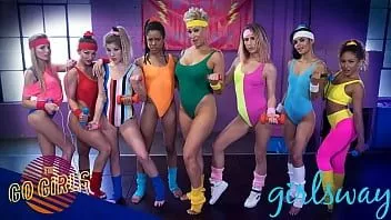 Jouer Gymnase exclusif pour femmes excitées des années 80 avec abigail mac
