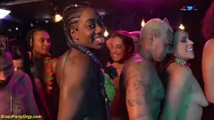 play Orgia carnavale brasiliana: DP estremo, squirting e sesso di gruppo interrazziale
