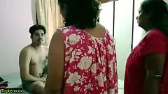 Oynat Desi Üvey Kardeşler Kardeşimin Gizli Mastürbasyonunu Keşfediyor - Hint Üçlü