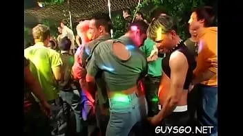 play Zorras homosexuales se devoran unas a otras
