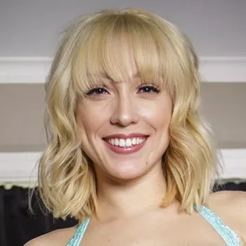 Pornoster Lily Labeau