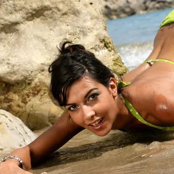 Pornostar Lou Charmelle
